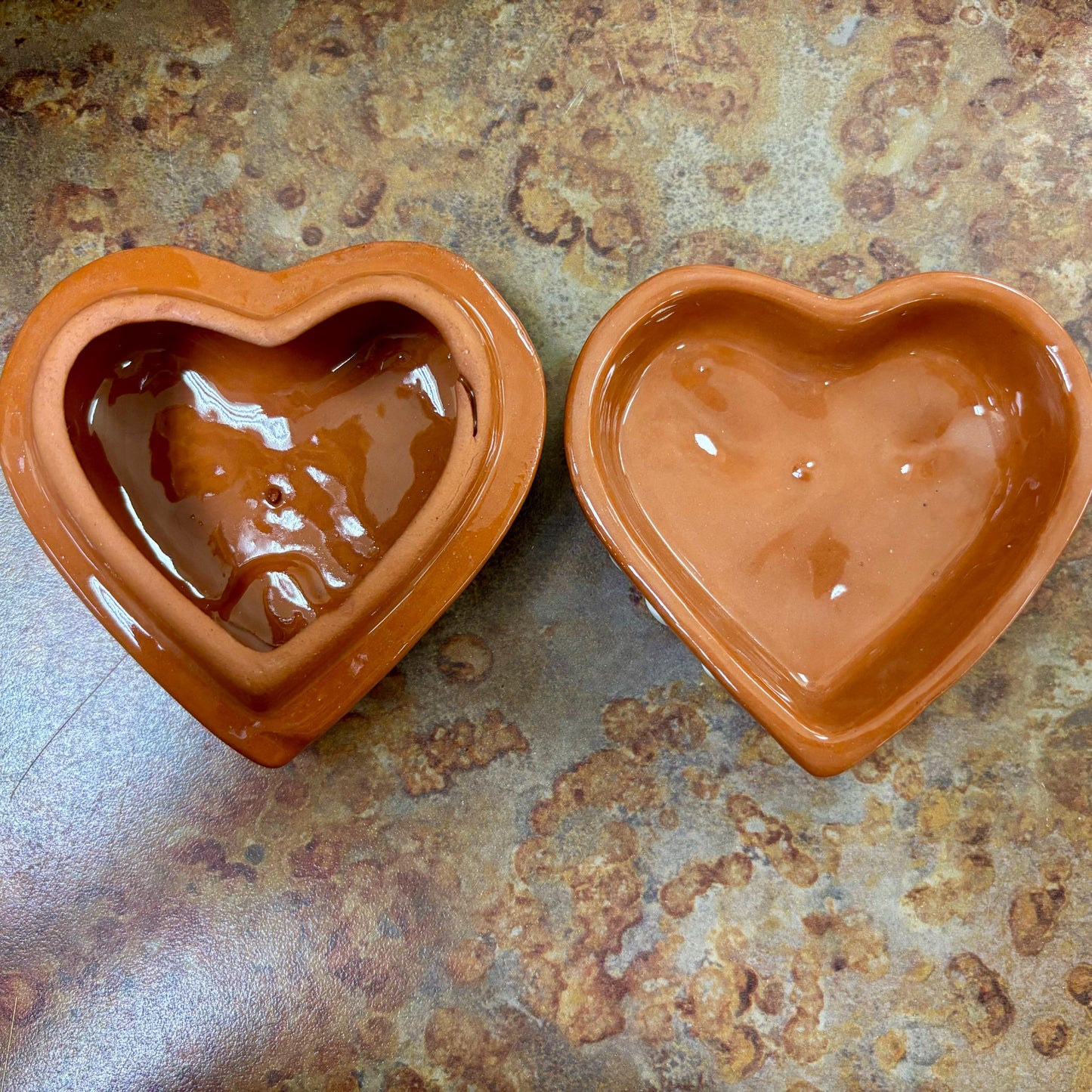 Clay Beige and White Hand Painted Heart Jewelry Trinket Box, Authentic Ceramic Hand Crafted Talavera