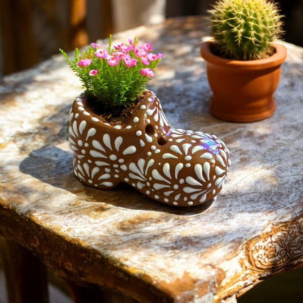 Hand Painted Mexican Talavera Mini Shoe Planter Pot in Brown and White