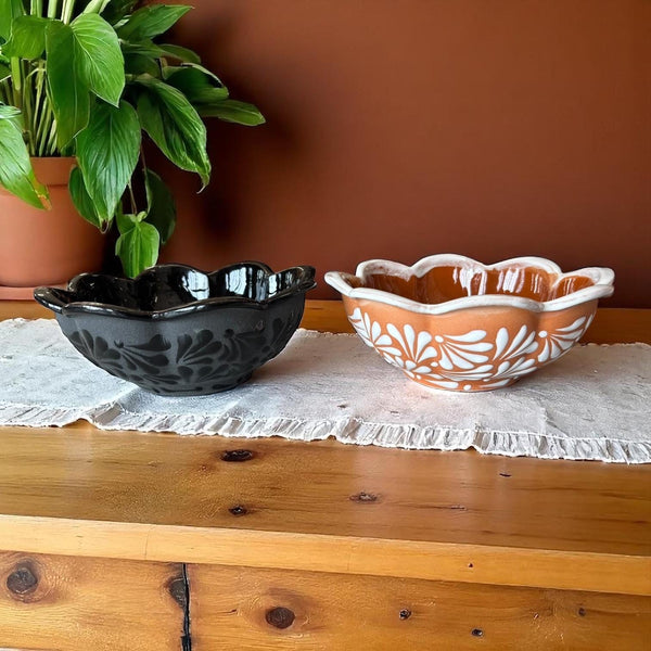 Hand Painted Clay Scalloped Rim Large Bowl (Cielito Lindo Inspired) – Assorted Colors