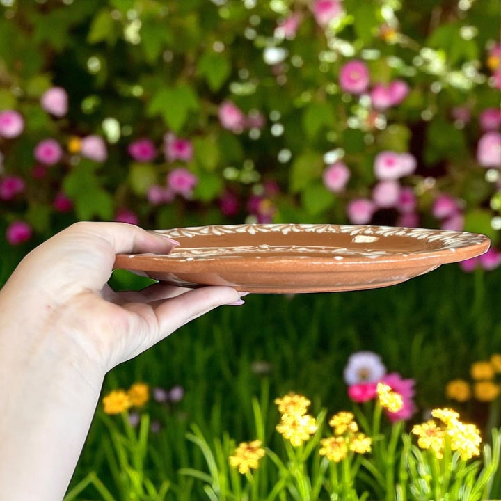 Hand Painted Mexican Brown Clay and White Round Plate (Cielito Lindo Inspired) – Set of 2
