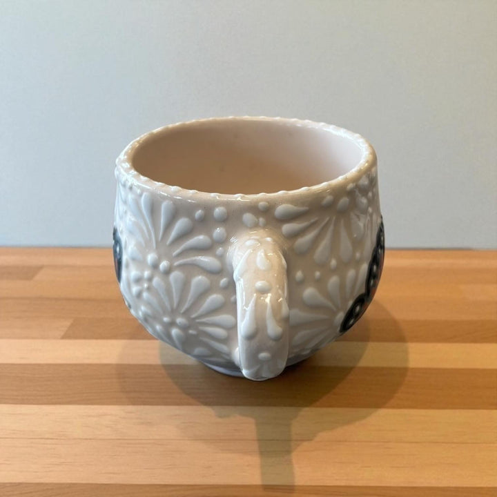 Beautiful Hand Painted Talavera Ivory and White Monarch Butterfly Small Mug – Set of 2